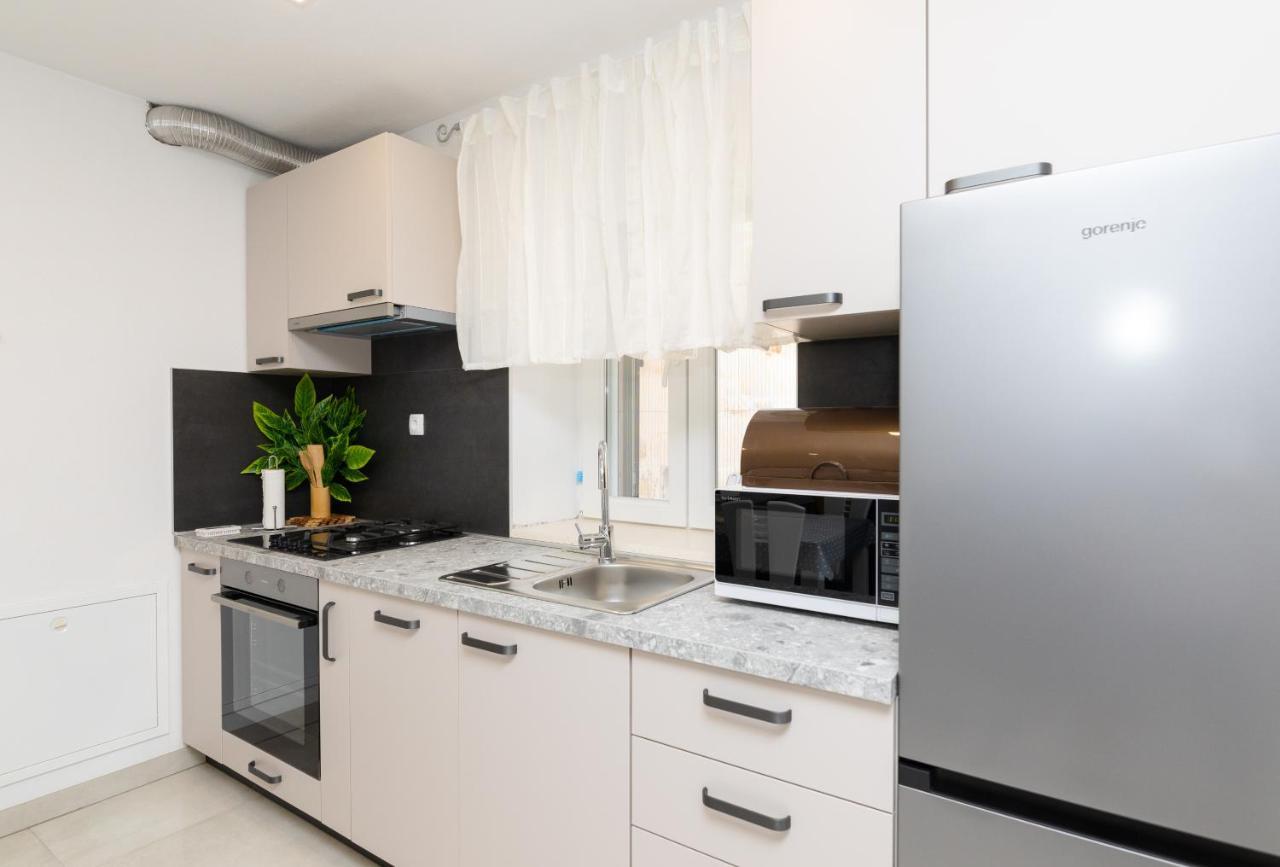 Apartmani Canaki San Pietro di Brazza Esterno foto
